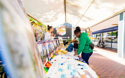 Op de informatiemarkt met Hondsrugspark!