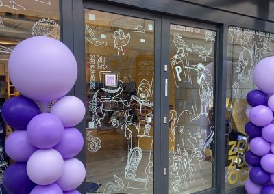 WONEN &ZO HEEFT HAAR DEUREN GEOPEND